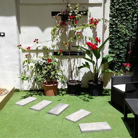 Garden Suite Apartment Palermo Buitenkant foto