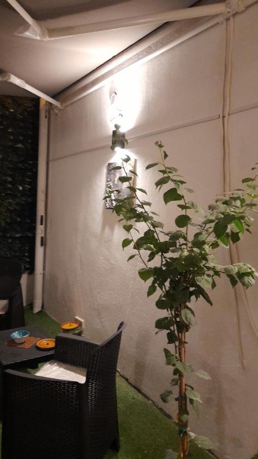 Garden Suite Apartment Palermo Buitenkant foto