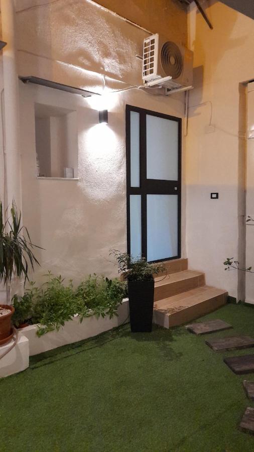 Garden Suite Apartment Palermo Buitenkant foto